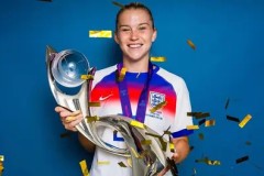 姆巴佩哈兰德争霸金球奖 足坛新星引领新格局